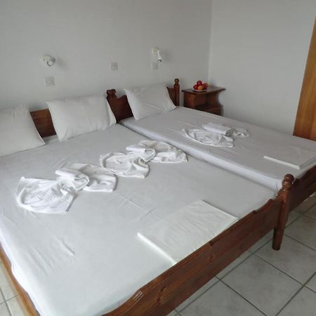 Flisvos Apartments Frangocastelo Екстер'єр фото