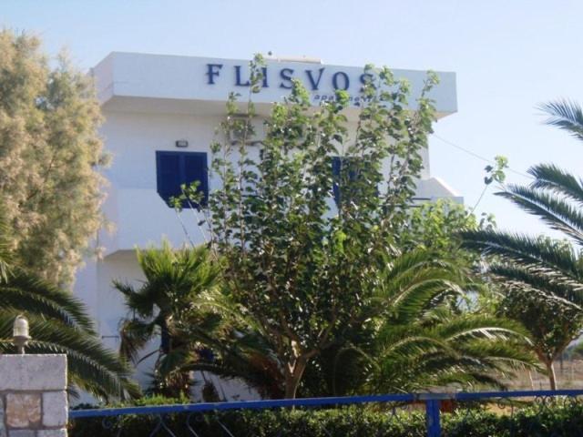 Flisvos Apartments Frangocastelo Екстер'єр фото